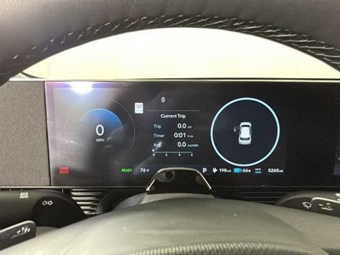Used 2025 Hyundai Ioniq 5 SEL AWD/4WD image 17