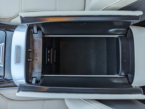 Used 2024 Mercedes-Benz C 300 4MATIC Sedan image 28