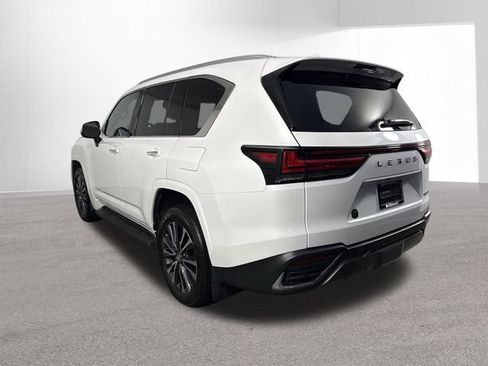 Certified 2025 Lexus LX 600 4WD w/ Interior Upgrade Package image 36