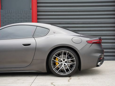 Used 2024 Maserati GranTurismo Trofeo AWD/4WD image 11
