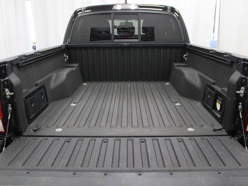 Used 2016 Toyota Tacoma TRD Sport w/ Premium & Technology Package image 22