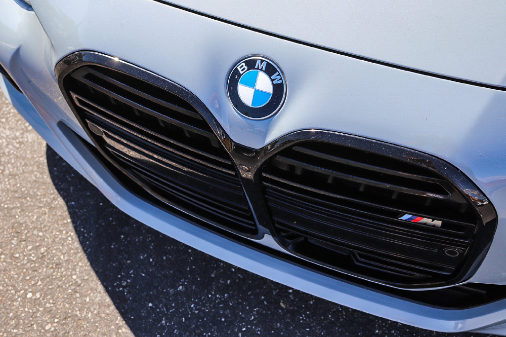 Used 2026 BMW M440i Coupe RWD image 11