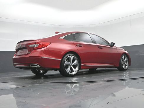 Used 2018 Honda Accord Touring image 60