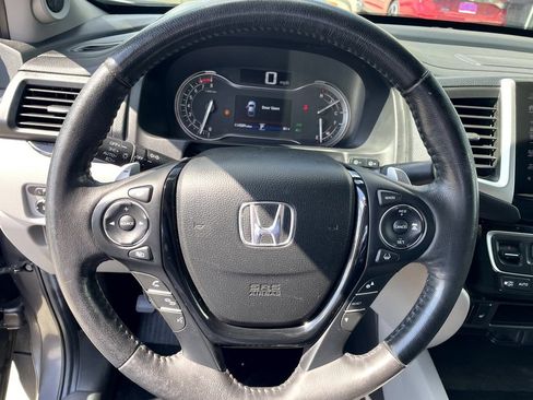 Used 2020 Honda Ridgeline RTL-E image 14