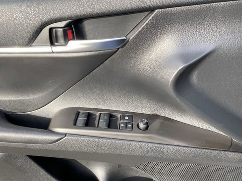 Used 2023 Toyota Camry SE image 23