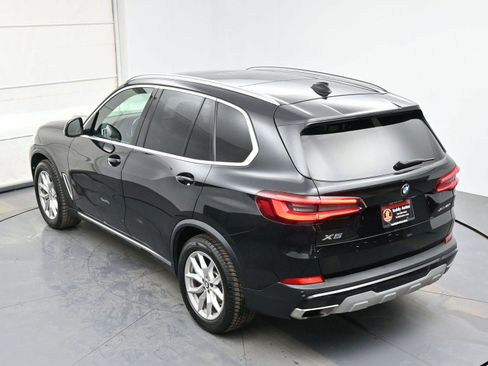 Used 2021 BMW X5 xDrive40i w/ Premium Package image 34