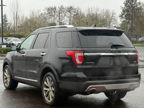 Used 2016 Ford Explorer Limited image 3