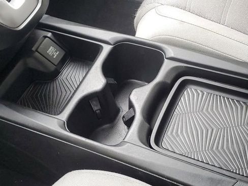 Used 2019 Honda CR-V LX image 27