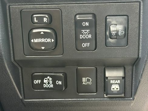 Used 2020 Toyota Tundra TRD Pro AWD/4WD image 28