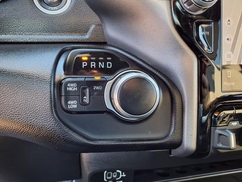 Used 2024 RAM 2500 Big Horn w/ Level 2 Equipment Group image 9