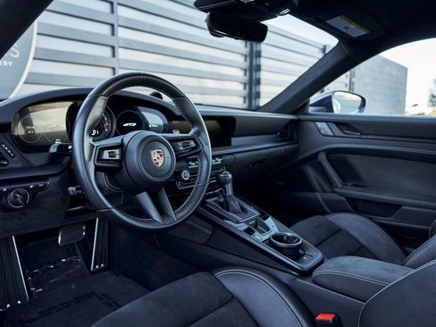 Used 2023 Porsche 911 GT3 RWD image 2