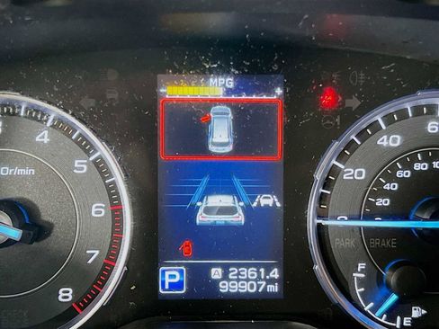 Used 2020 Subaru Ascent Limited w/ Technology Package image 12