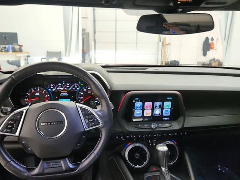 Used 2017 Chevrolet Camaro SS image 34