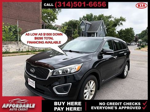 Used 2016 Kia Sorento AWD w/ LX Convenience Package image 1