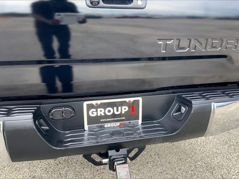 Used 2019 Toyota Tundra SR5 w/ TRD Off Road Package AWD/4WD image 10