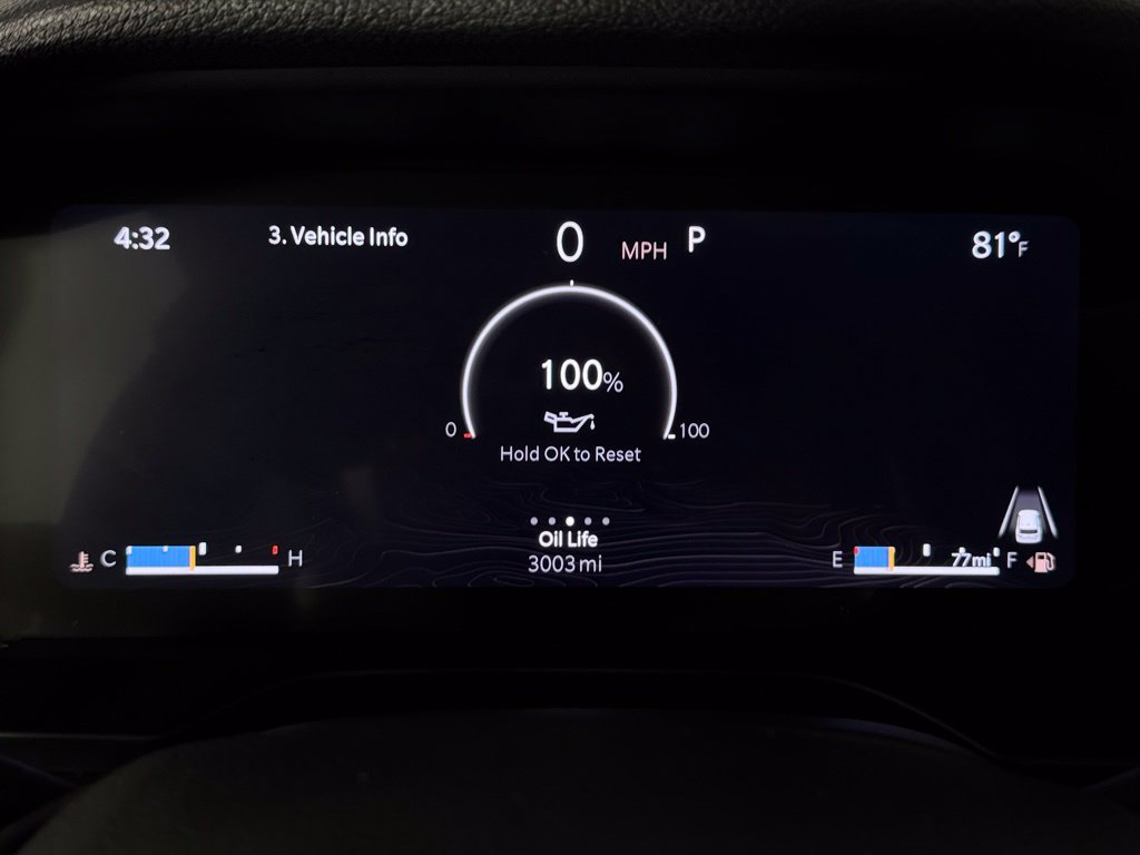 Used 2024 Jeep Grand Cherokee L Altitude RWD image 17