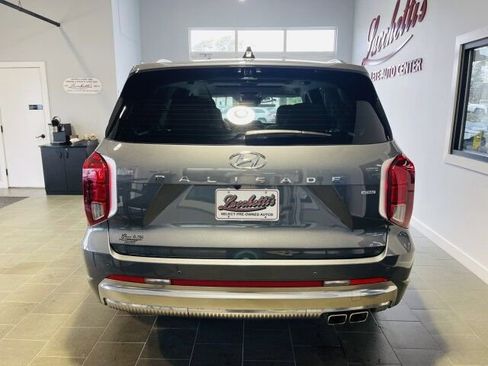 Used 2025 Hyundai Palisade Calligraphy image 6