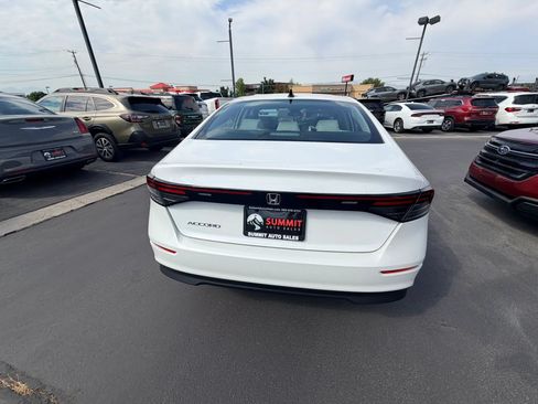 Used 2026 Honda Accord SE image 4