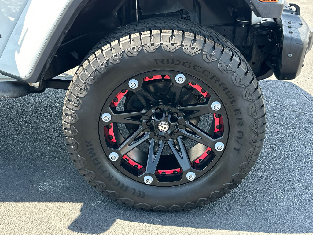 Used 2019 Jeep Wrangler Unlimited Sahara w/ Quick Order Package 24M Moab AWD/4WD image 12