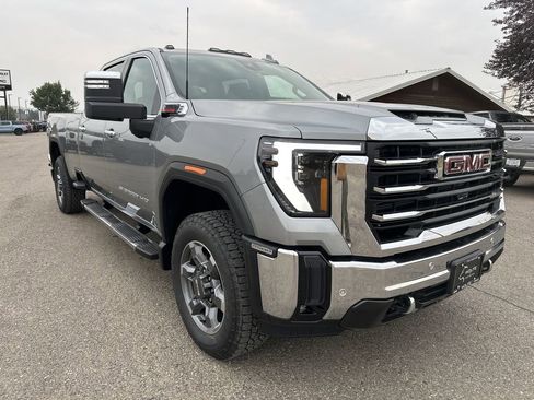 New 2025 GMC Sierra 3500 SLT image 1