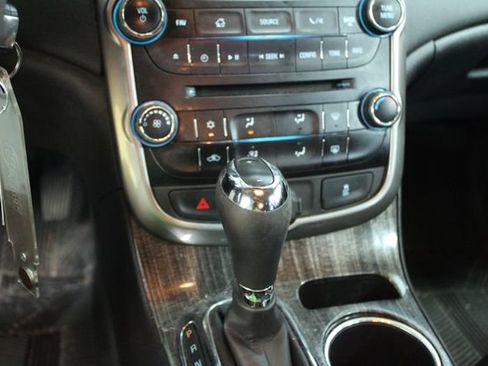 Used 2014 Chevrolet Malibu LT w/ Power Convenience Package FWD image 19