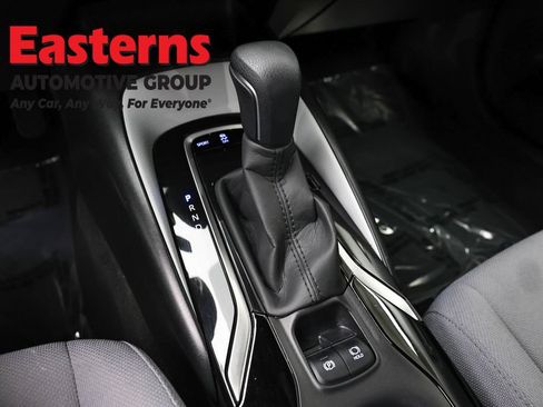 Used 2021 Toyota Corolla SE FWD image 13