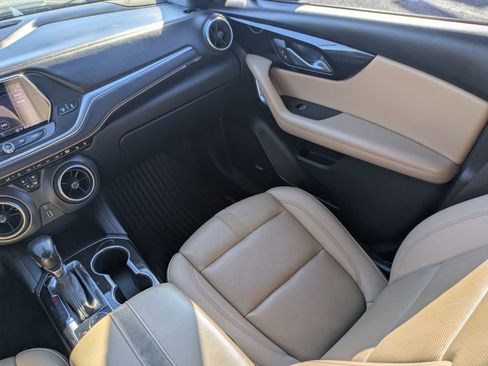 Used 2021 Chevrolet Blazer LT image 18