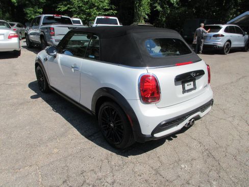 Used 2022 MINI Cooper S FWD image 3