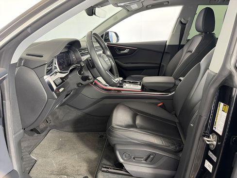 Used 2019 Audi Q8 Premium Plus AWD/4WD image 5
