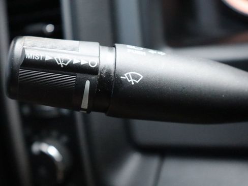 Used 2018 RAM 1500 Express image 26