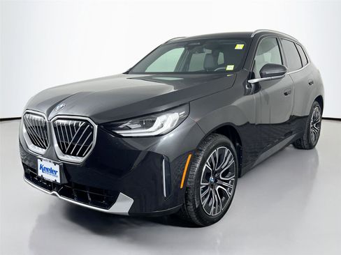 Used 2025 BMW X3 xDrive30 w/ Premium Package AWD/4WD image 2