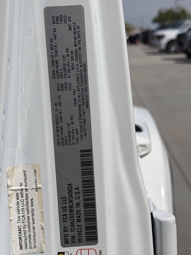Used 2020 Jeep Wrangler Unlimited Sahara AWD/4WD image 39