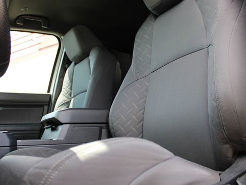 Used 2025 Toyota Tacoma SR RWD image 28