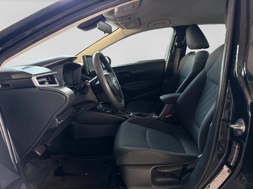 Used 2022 Toyota Corolla LE FWD image 22