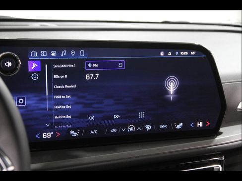 Certified 2026 Chevrolet Traverse LT w/ LPO, Floor Liner Package image 10