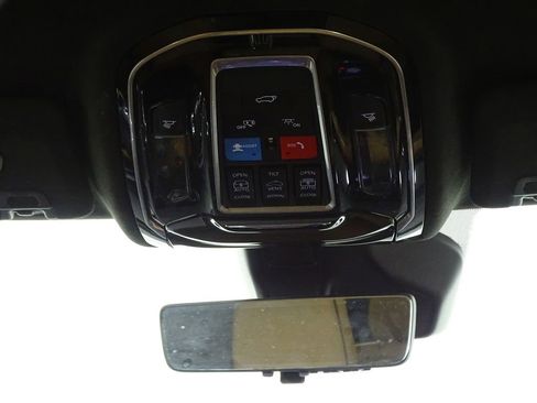 Used 2022 Jeep Grand Cherokee Summit image 33