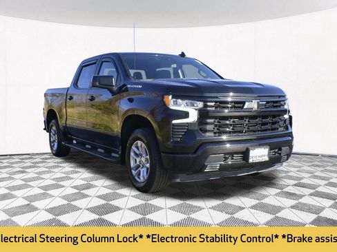 Used 2023 Chevrolet Silverado 1500 RST image 18