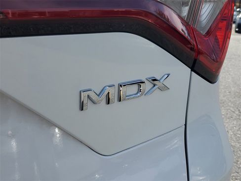 Certified 2025 Acura MDX w/ Technology Package image 8