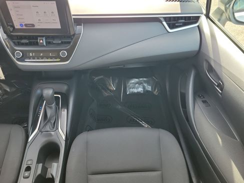 Used 2024 Toyota Corolla LE image 17