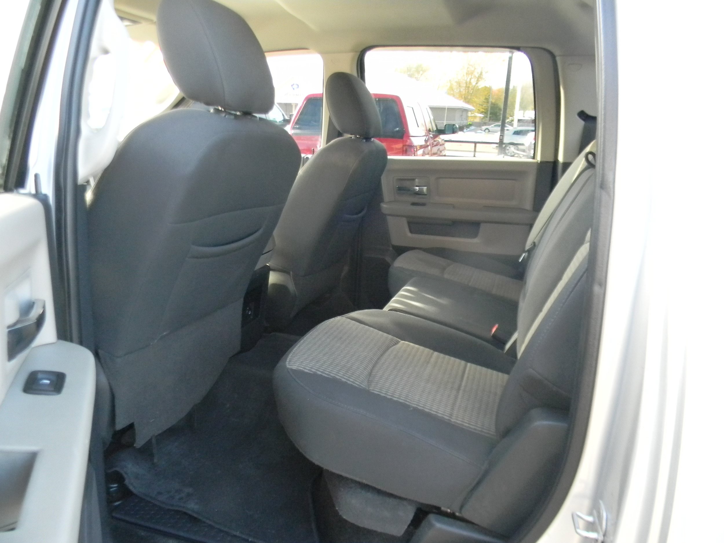 Used 2011 RAM 1500 Classic SLT w/ Remote Start & Security Group AWD/4WD image 11