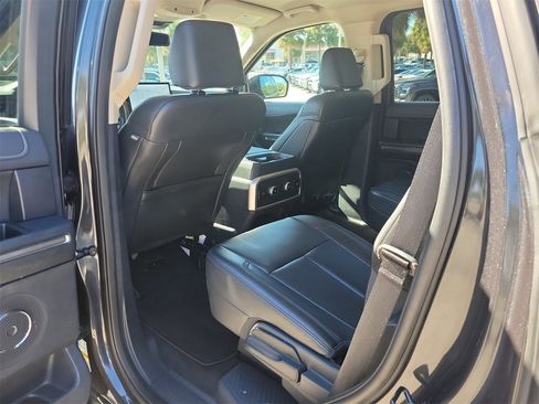 Used 2024 Ford Expedition XLT image 10
