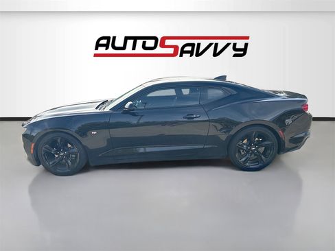 Used 2019 Chevrolet Camaro LT image 4