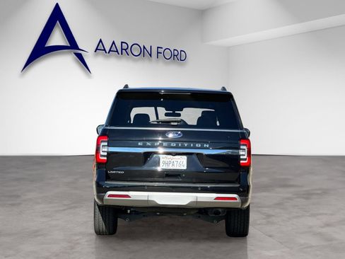 Used 2023 Ford Expedition Limited RWD image 5