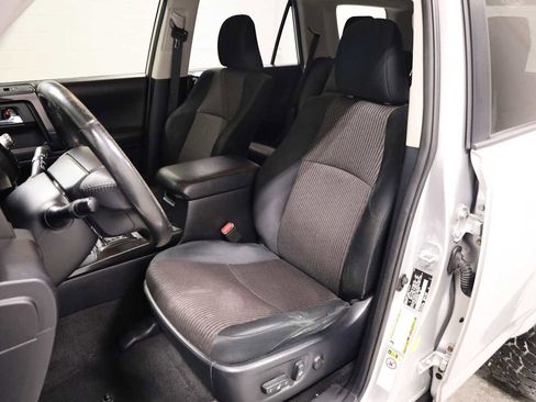 Used 2014 Toyota 4Runner Trail image 5