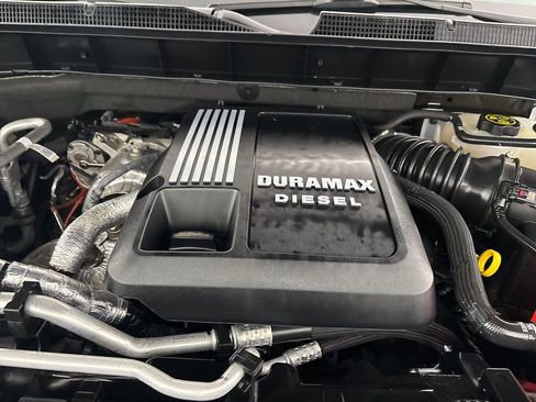 Used 2023 Chevrolet Silverado 1500 RST w/ Convenience Package II image 28