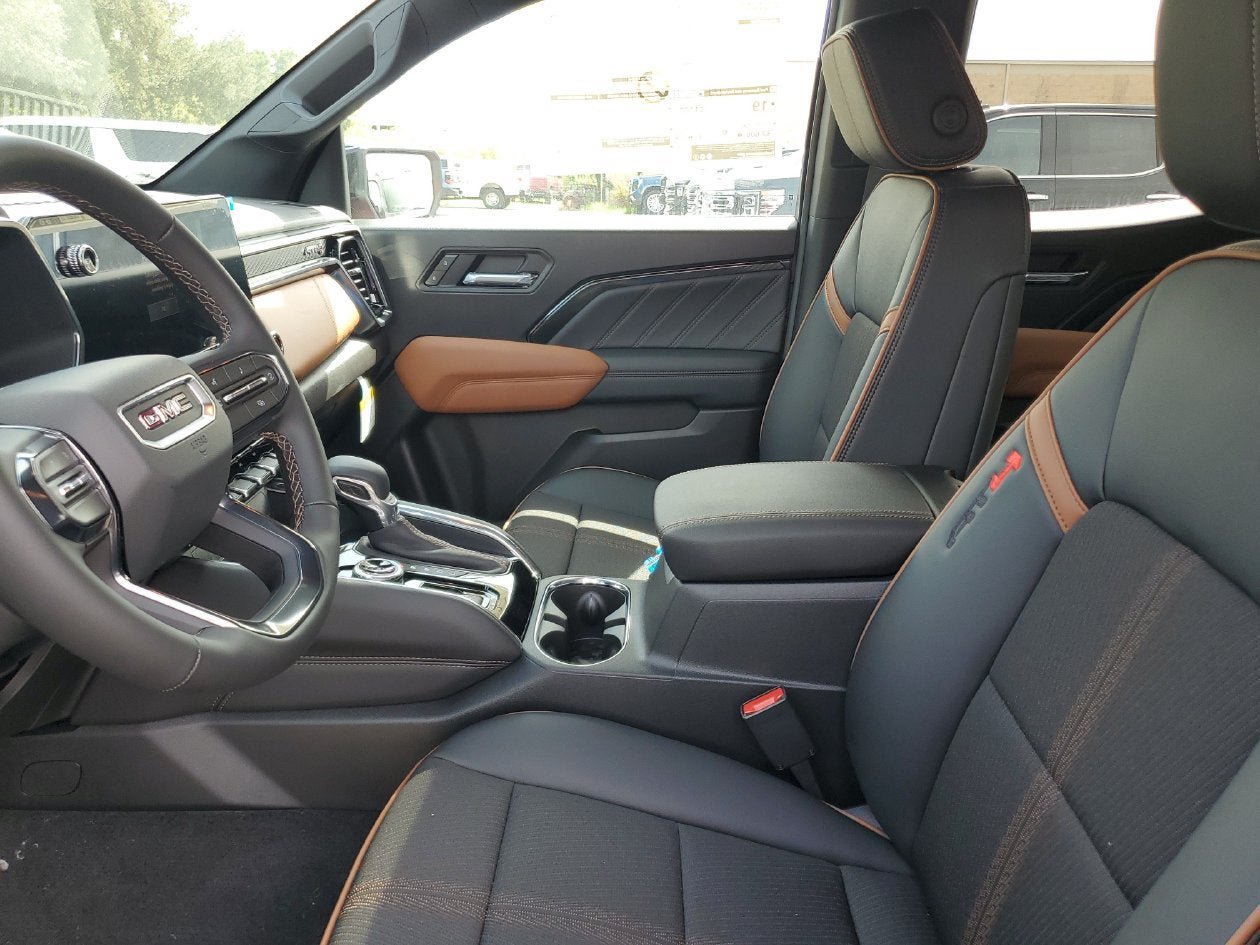 New 2026 GMC Canyon AT4 AWD/4WD image 19
