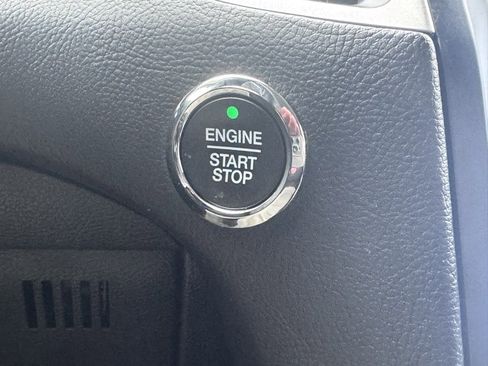 Used 2023 Ford Edge SEL w/ Convenience Package image 6