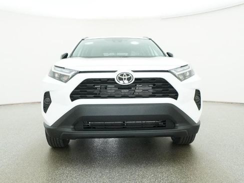 New 2025 Toyota RAV4 LE image 3