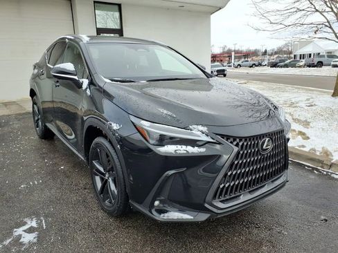 Used 2025 Lexus NX 450h+ AWD w/ Towing Package (2000 Lbs) image 24