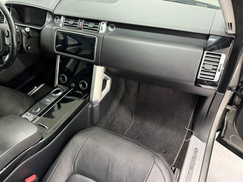 Used 2018 Land Rover Range Rover Supercharged image 51